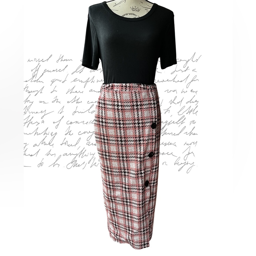 Moda Pink Plaid Pencil Skirt with Side Buttons